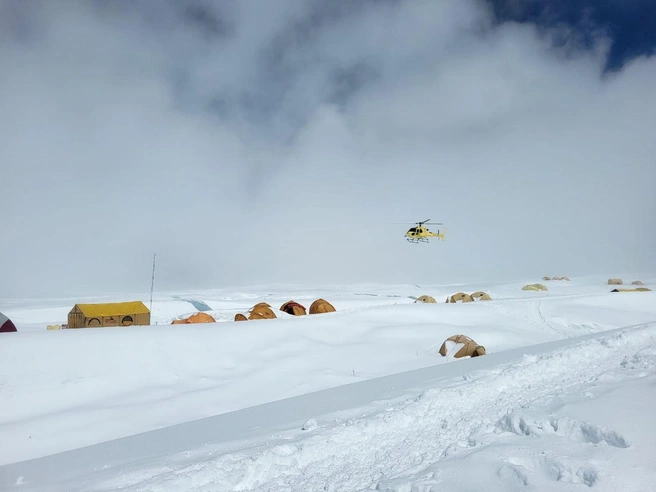 Один из лагерей на Эвересте | Источник: Belkin online Everest 2022 / Telegram