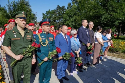 Память погибших десантников почтили в Южно-Сахалинске
