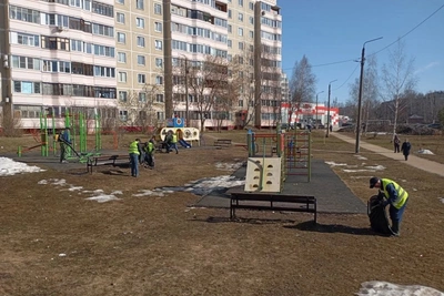 Круглосуточная уборка дорог в Костроме в санитарный месячник