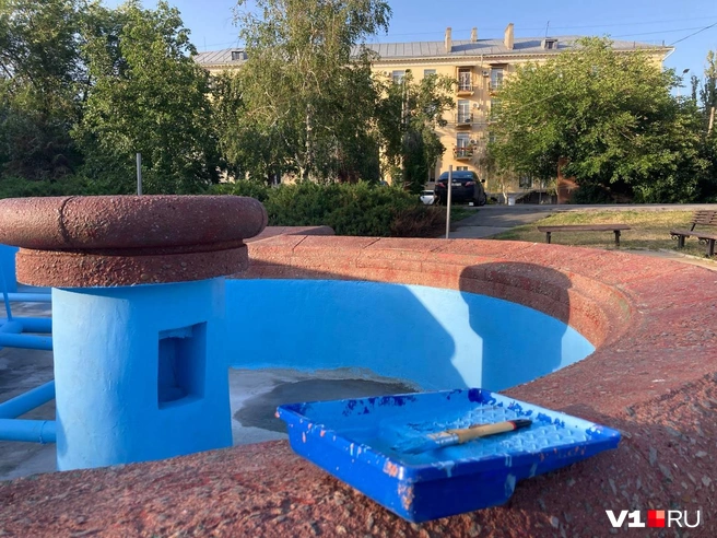 За всё время существования фонтан несколько раз менял окраску | Источник: читатели V1.RU