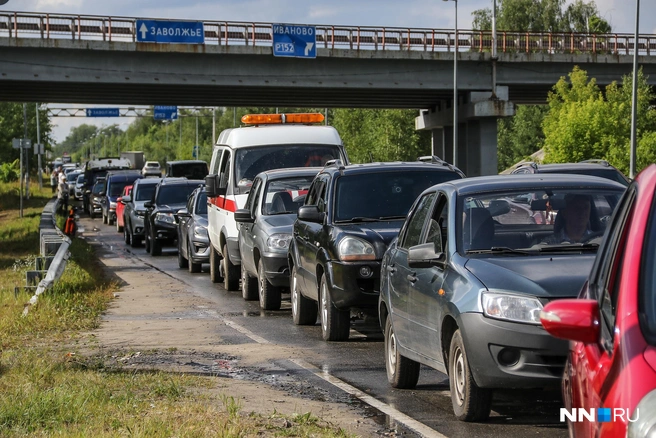 С 9 июля на ряде АЗС действует временная система продажи топлива | Источник: Наталья Бурухина / NN.RU