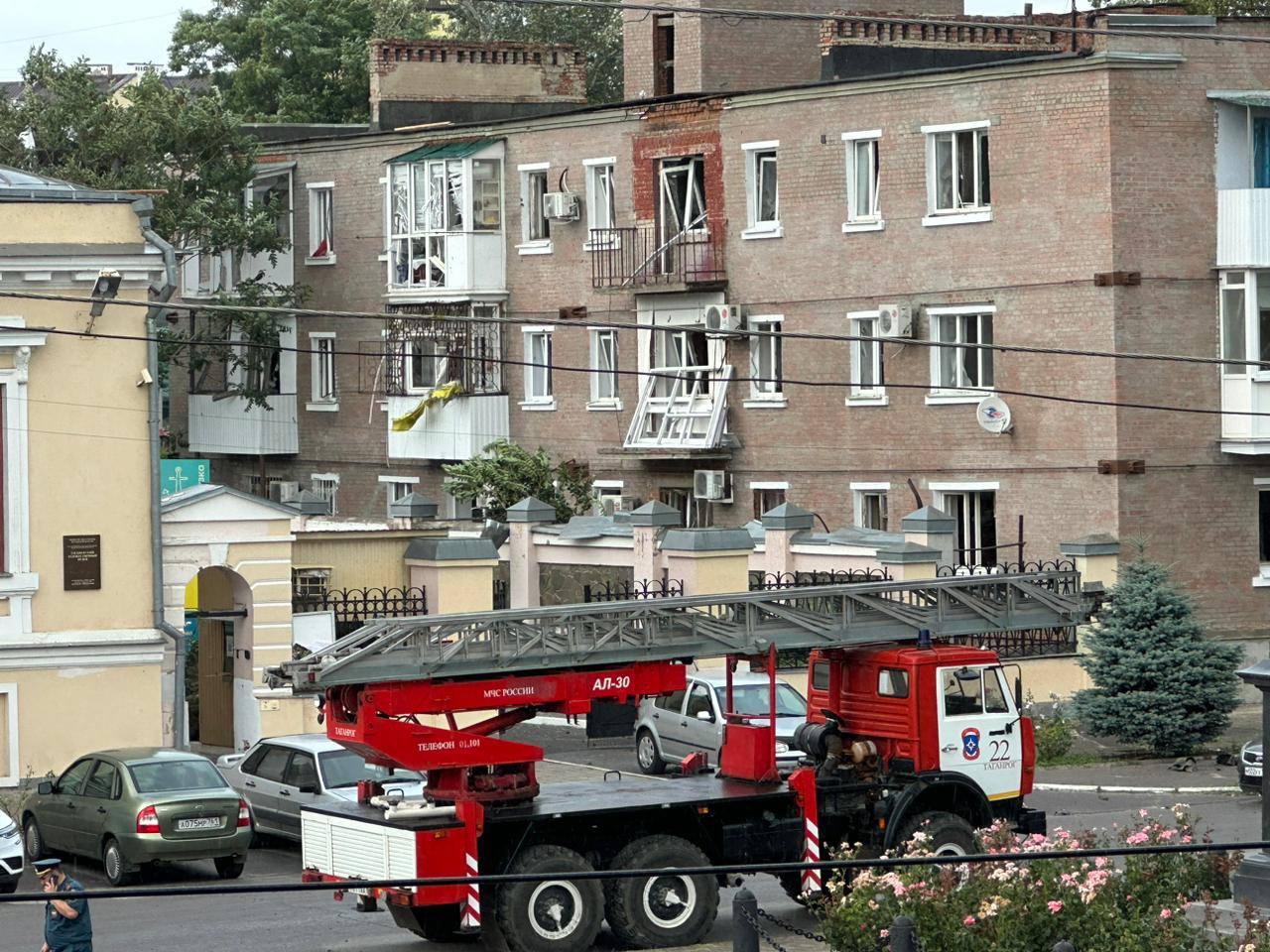 В Таганроге создали горячую линию для пострадавших от взрыва в центре  города - 29 июля 2023 - 161.ру