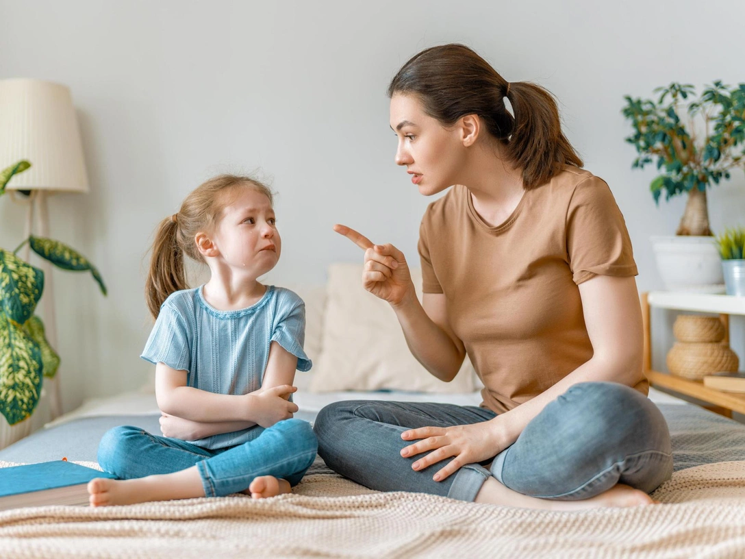 6 типов семей, которые нас травмируют — проверьте, так ли у вас? | marieclaire.ru