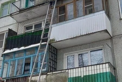 В Великом Новгороде на пожаре спасли двух человек