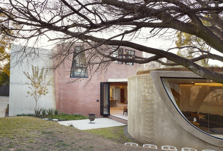 Эвклидова геометрия: дом с необычными формами в ЮАР