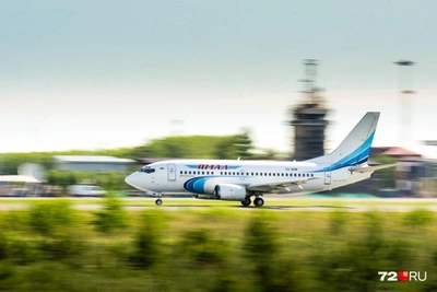 Самолет Ямала совершил вынужденную посадку в Тюмени