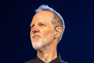 Том Дюмон из No Doubt раскрыл болезнь Паркинсона: годы борьбы