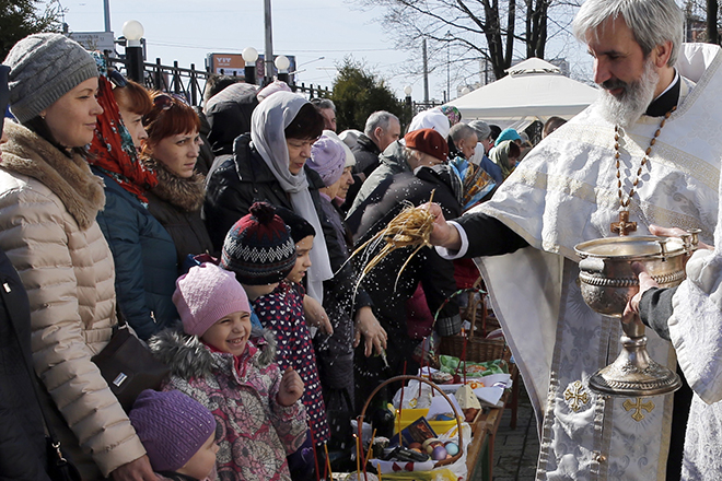 Посвятить машину в церкви