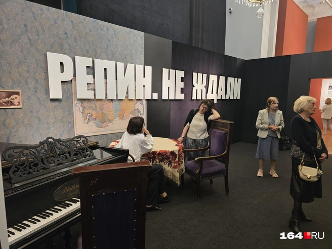Кураторы выставки от Третьяковки и Радищевского музея | Источник: Семен Коротов-Майбах / 164.RU