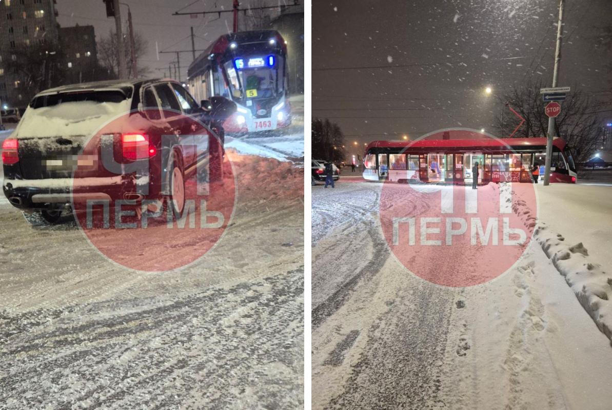 В центре Перми Porsche влетел в трамвай. Очевидцы говорят, что пострадала женщина