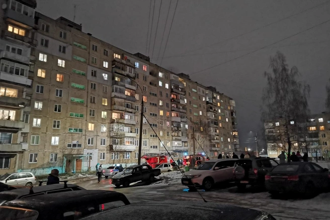 Женщина не смогла выбраться из огня | Источник: ТУТАЕВ | ПОДСЛУШАНО / Vk.com
