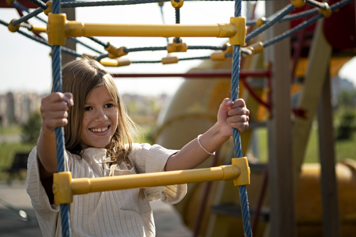 4 простых правила, как обеспечить ребенку безопасность на детской площадке