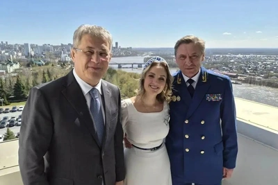 Львова-Белова и Хабиров обсудили защиту детей