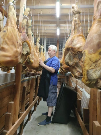 Первая камера засолки хамона | Источник: предоставлено Варварой Крестьяновой