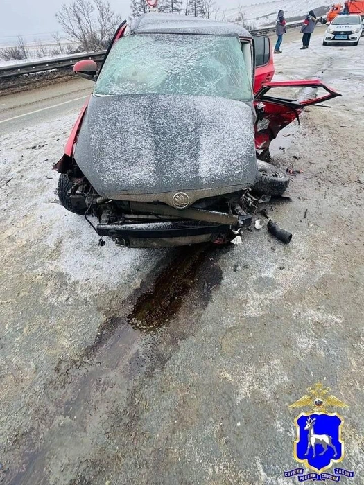А в этом автомобиле пострадала водитель | Источник: ГУ МВД России по Самарской области