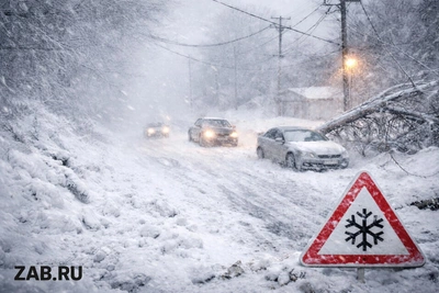 Губернатор Осипов собрал чиновников из-за снежного коллапса в Чите