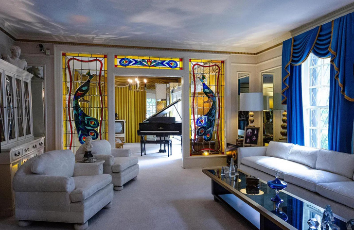 Как выглядит легендарный дом Элвиса Пресли в Америке