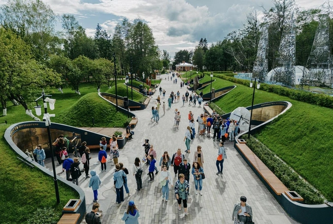 Аллея героев российского флота