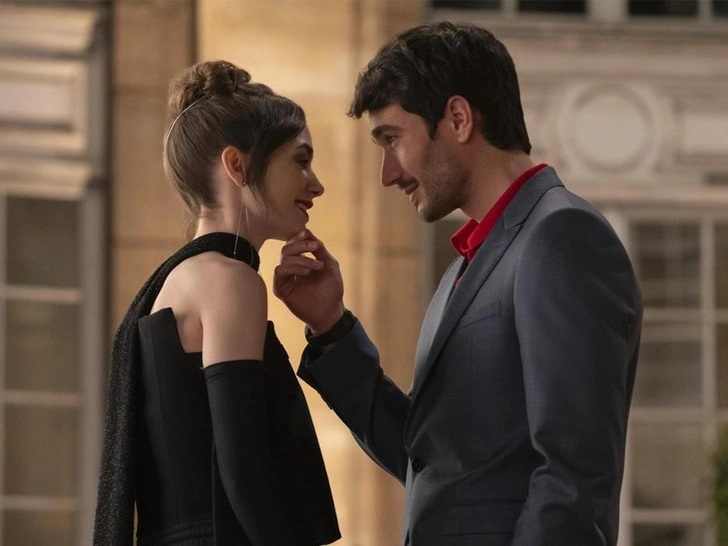 Источник: Кадр из сериала «Эмили в Париже»