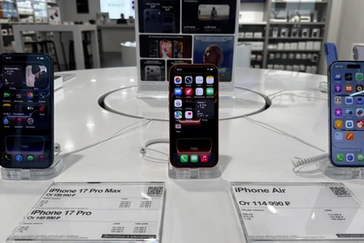 Experts Analyze How Tech Fee May Change iPhone Prices in Perm