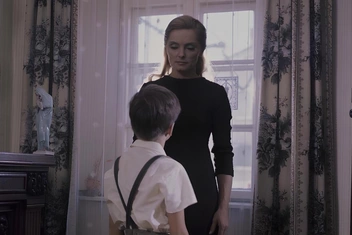 Как понять, что детская травма переросла в ПТСР: 9 симптомов