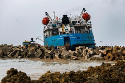 Lawsuit Seeks 34 Billion Rubles from Tanker Owners for Black Sea Spill Damage