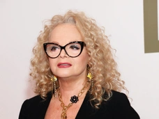 Одному покупателю суд вернул квартиру, другой отомстил бабушке: случаи, когда эффект Долиной не сработал