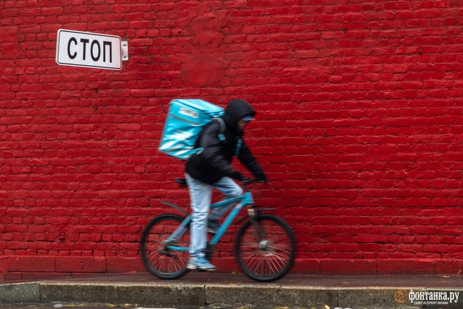 Кто много зарабатывает в Алтайском крае? | Источник: Михаил Огнев / FONTANKA.RU