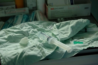 Ординатор ДВФУ предстанет перед судом за подмену наркоза