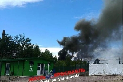 Столб дыма над Ярославлем: пожар у приюта для собак
