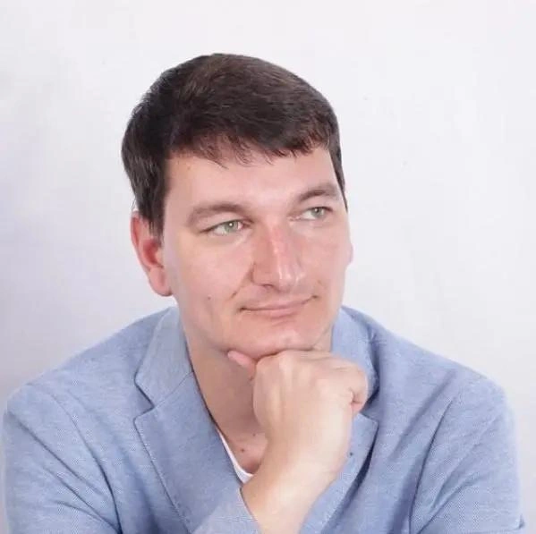 Дело 9-летней давности, по которому экс-депутат Напсо взыскал с сочинского блогера Валова миллион рублей за клевету, пересмотрят | Источник: «БлогСочи»