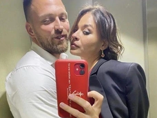 Расставшегося с Ксенией Шойгу Алексея Столярова подозревают в романе с менеджером Вали Карна.val