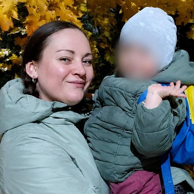 Была в депрессии из-за смерти мужа: в Подмосковье пять дней ищут Юлию Калинину и ее 3-летнюю дочь