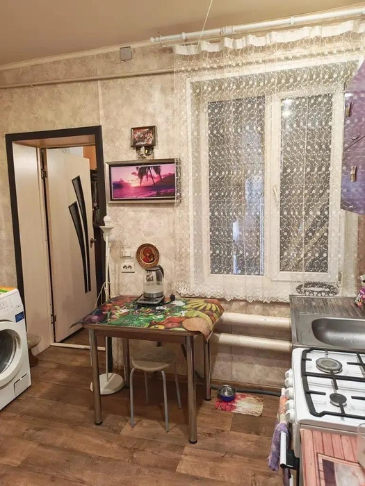 Владелец при необходимости может оставить покупателю кухонный гарнитур | Источник: cian.ru