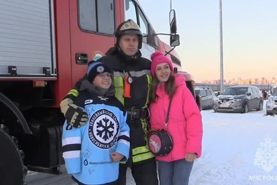 Министр МЧС исполнил желание мальчика из Новосибирска