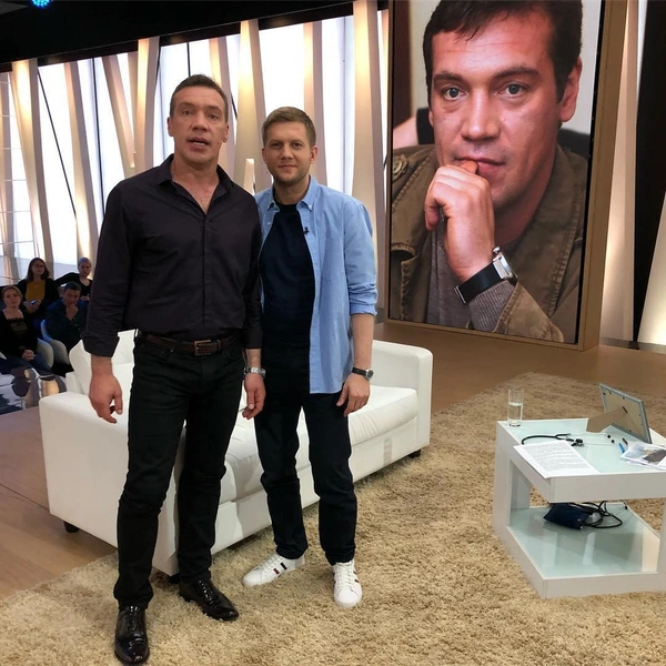 Людмила сказала мужу, что он больше не увидит сына, если уедет в Красноярск. Чернов не поверил в угрозу и ринулся навстречу мечте, о чем поведал впоследствии Борису Корчевникову