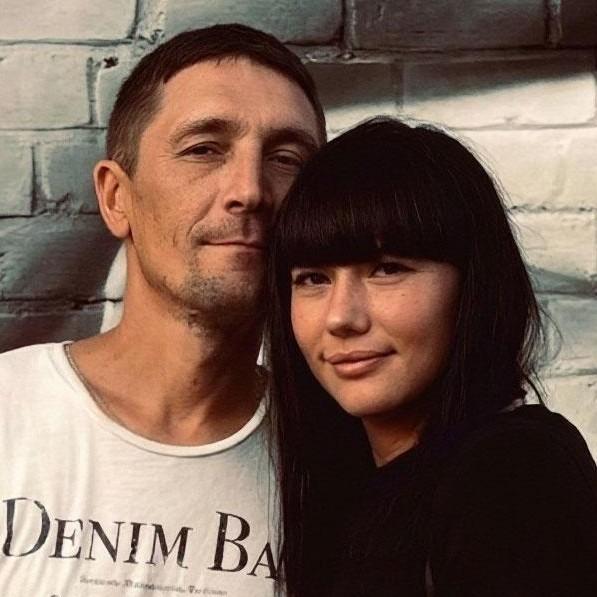 «Лежал в кровати два дня мертвый, мать думала — придет в себя»: Сергею Гамме, убившему 7-летнего пасынка, дали пожизненное