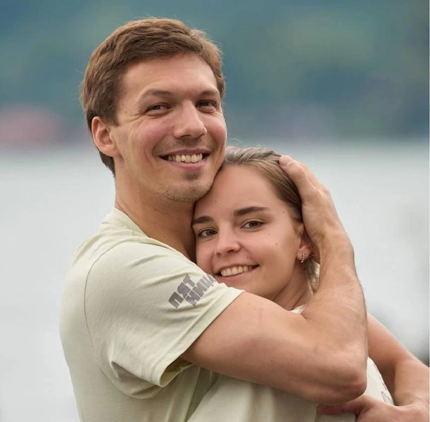 Дмитрий Соловьев и Дина Аверина | www.starhit.ru