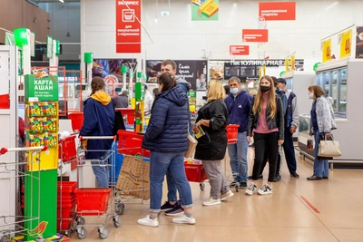 Тюменцы столкнулись со сбоями оплаты картами