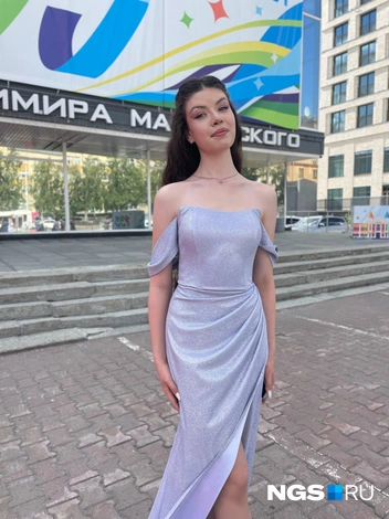 Тоня хотела сияющее платье  | Источник: Алена Золотухина / NGS.RU