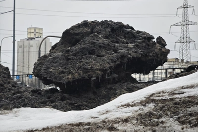 Странный снежный объект появился на Испытателей