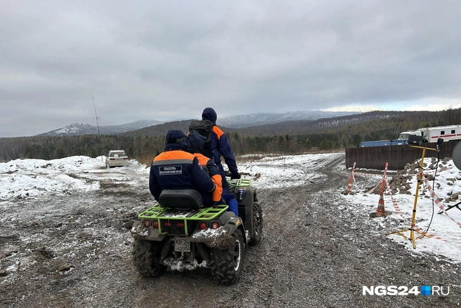 На выезде из штаба поисковиков | Источник: Алексей Тайганавт / NGS24.RU