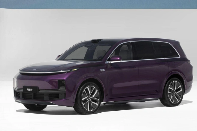 Lixiang L9 с батареей на 52,3 кВт⋅ч крупнее остальных моделей и имеет трехрядный салон | Источник: Lixiang