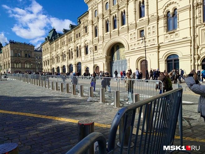 Проход к ГУМу уже открыли | Источник: Полина Громова / MSK1.RU