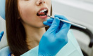 В Петербурге стоматолог вырвала пациентке 22 здоровых зуба