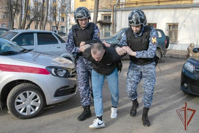 Росгвардейцы задержали хулиганов в кировском баре
