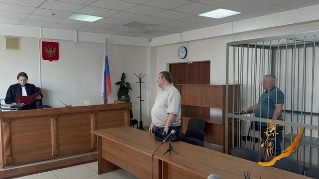 Иркутянина, который гонялся с ножом за двумя школьницами, отправили под домашний арест | Источник: Объединенная пресс-служба судов Иркутской области