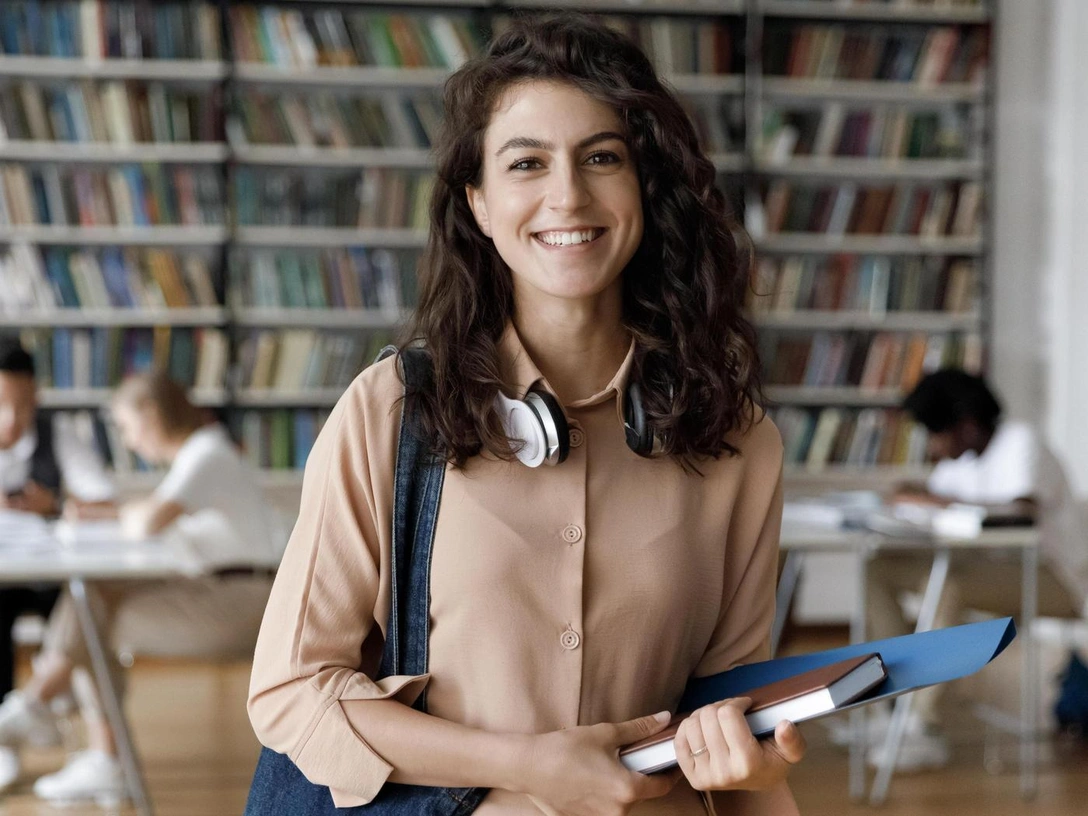 Обмануть мозг: 7 простых способов выучить язык без учебников и заучивания | marieclaire.ru