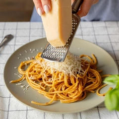 Паста, творог и еще 8 продуктов, которые нельзя есть после 40