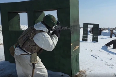 На полигоне в Амурской области начались тактические стрельбы